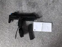 Tokyo Marui MP7 HPA adapter and 1 gas magazine