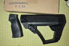 De DD grip and stock