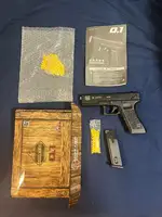 Q1 Spring Glock Pistol