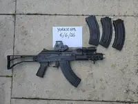 TM AKM SLR