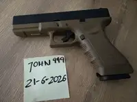 We Glock 17 pistol
