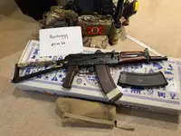 VFC AKS74U GBBR + 2 MAGS